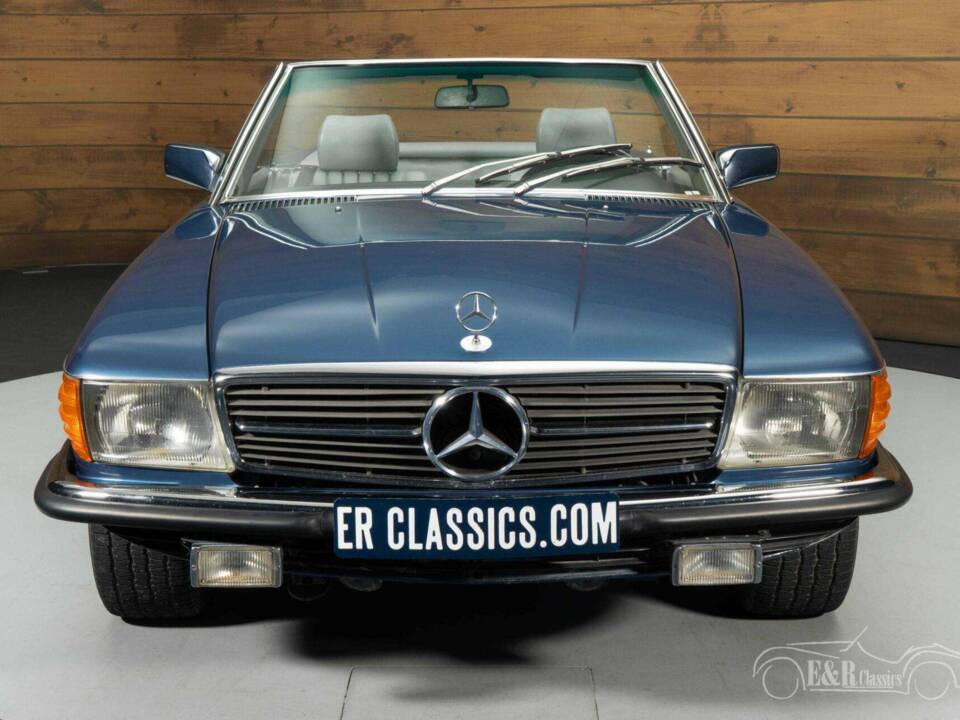 Afbeelding 16/19 van Mercedes-Benz 380 SL (1981)