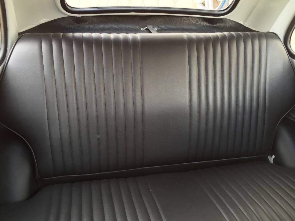 Bild 19/23 von FIAT 500 L (1970)