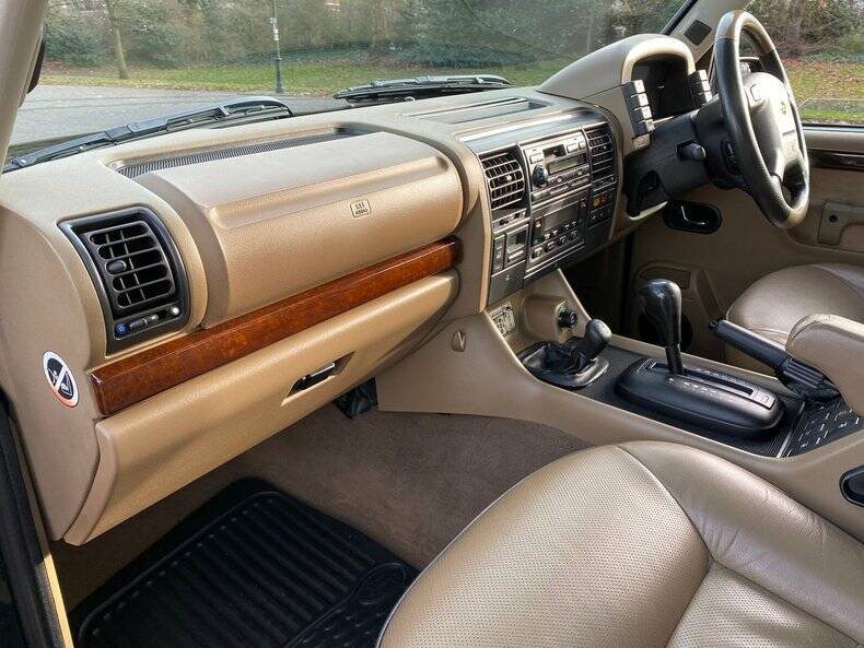 Imagen 39/50 de Land Rover Discovery 4.0 HSE (1998)