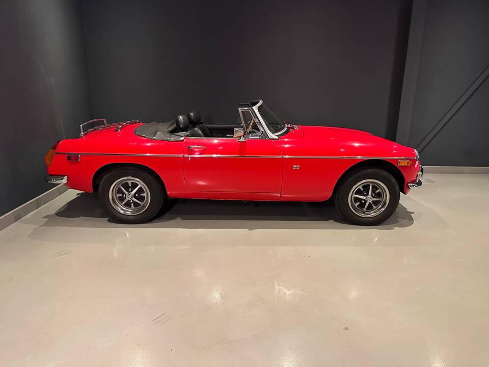 Imagen 9/49 de MG MGB (1977)