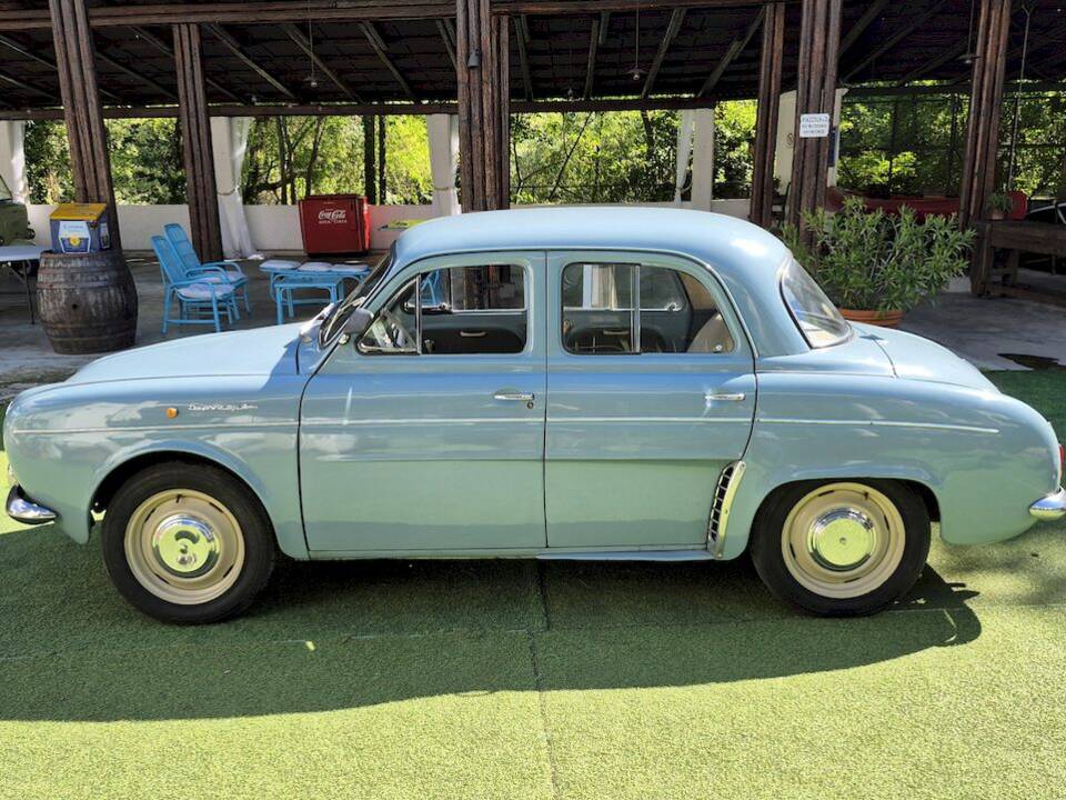 Image 25/64 of Alfa Romeo Dauphine R 1090 (1961)