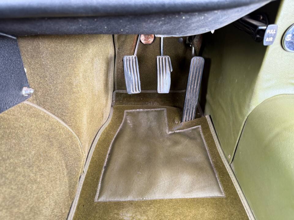 Bild 35/35 von Jaguar E-Type V12 (2+2) (1973)