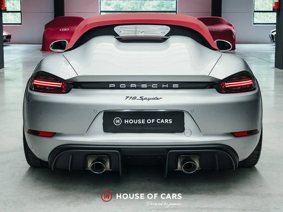 Image 8/25 of Porsche 718 Boxster Spyder (2020)