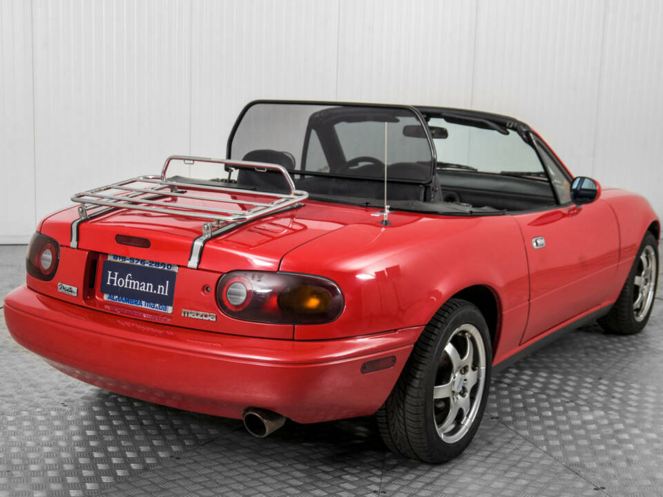 Afbeelding 26/50 van Mazda MX-5 1.6 (1990)
