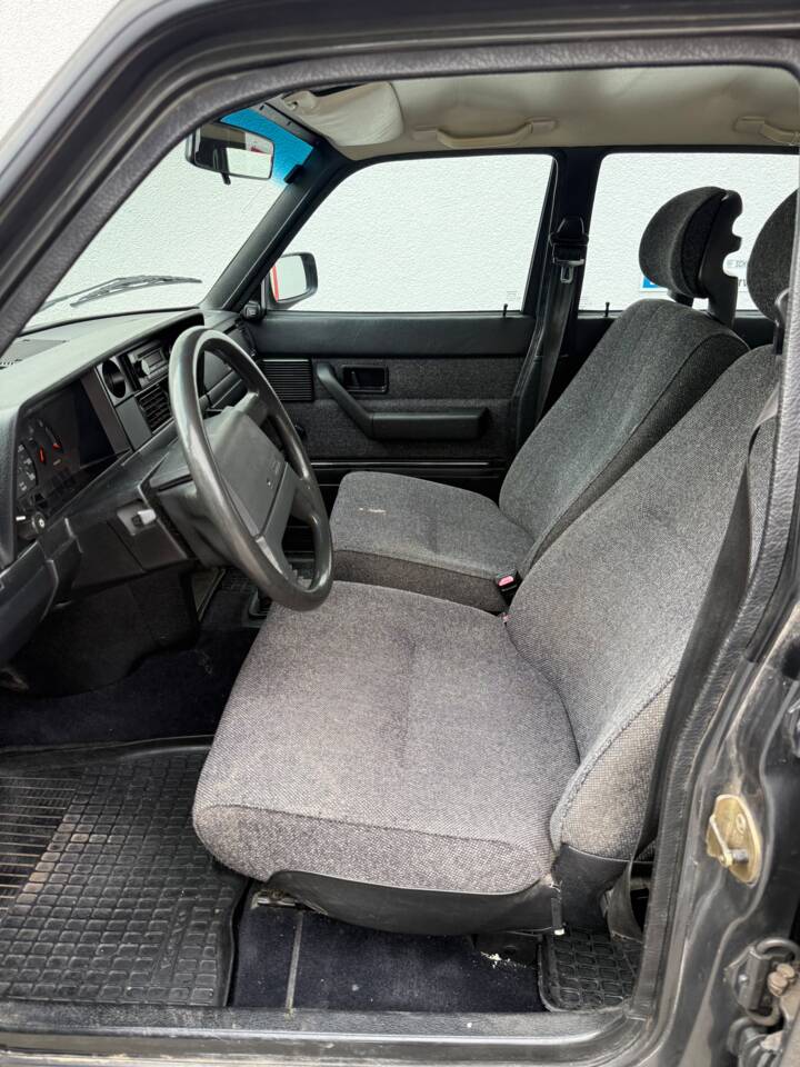 Image 53/54 of Volvo 245 GL (1990)