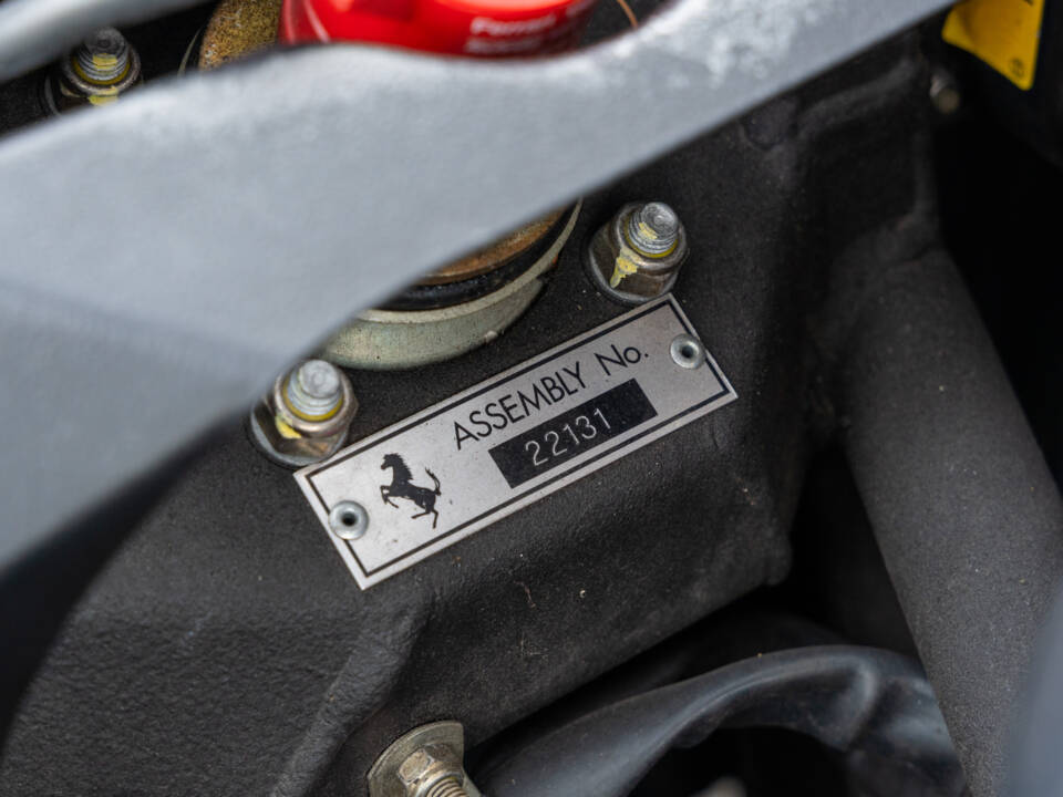 Imagen 79/89 de Ferrari F 355 Berlinetta (1996)