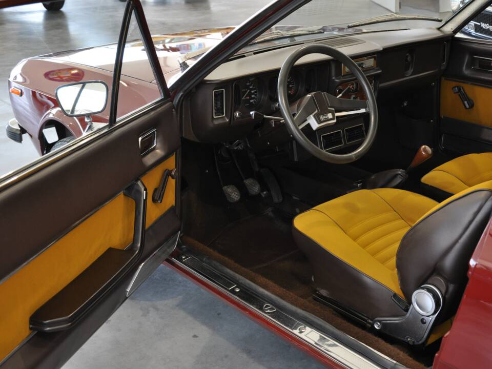 Image 18/37 of Lancia Beta HPE 1600 (1975)