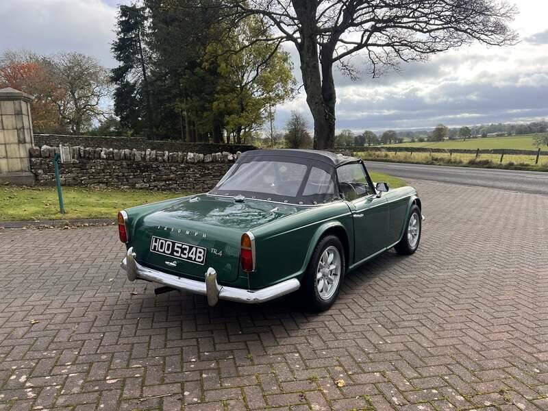 Image 16/45 de Triumph TR 4 (1964)