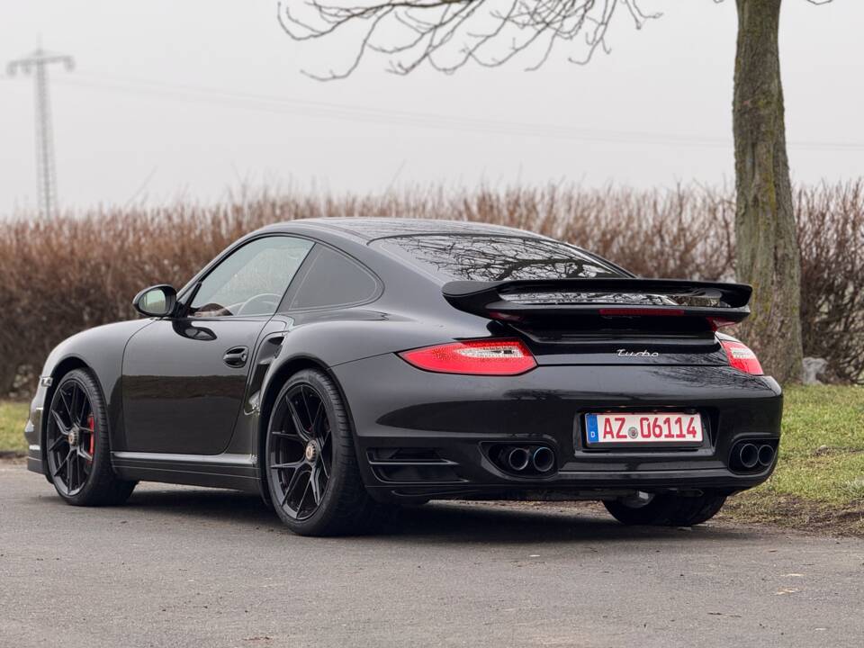 Image 11/44 of Porsche 911 Turbo (2010)