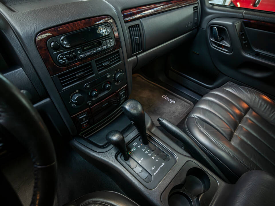 Image 10/21 of Jeep Grand Cherokee 4.7 Limited (2000)