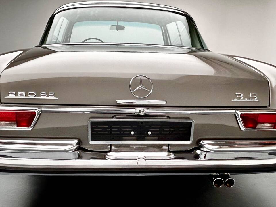 Image 6/13 de Mercedes-Benz 280 SE (1970)