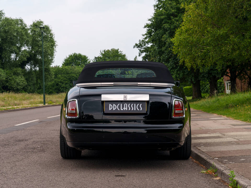 Immagine 9/29 di Rolls-Royce Phantom DHC (2008)