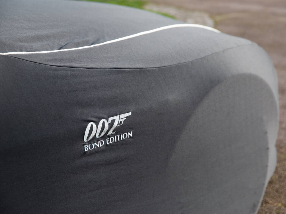 Image 88/97 of Aston Martin DB 9 GT &quot;Bond Edition&quot; (2015)