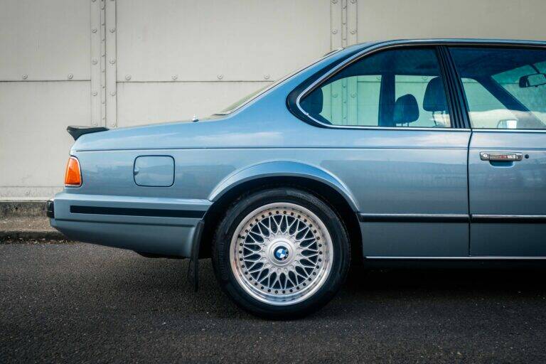 Imagen 11/61 de BMW 635 CSi (1989)