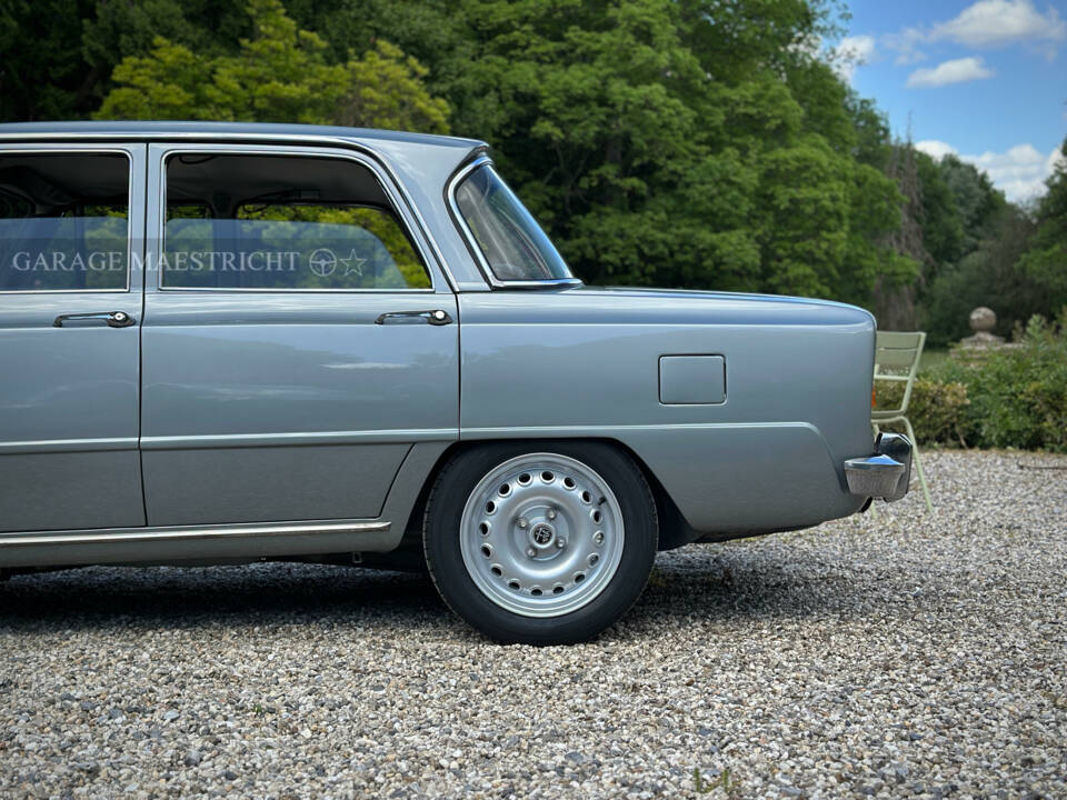 Bild 51/97 von Alfa Romeo Giulia Super 1.3 (1973)