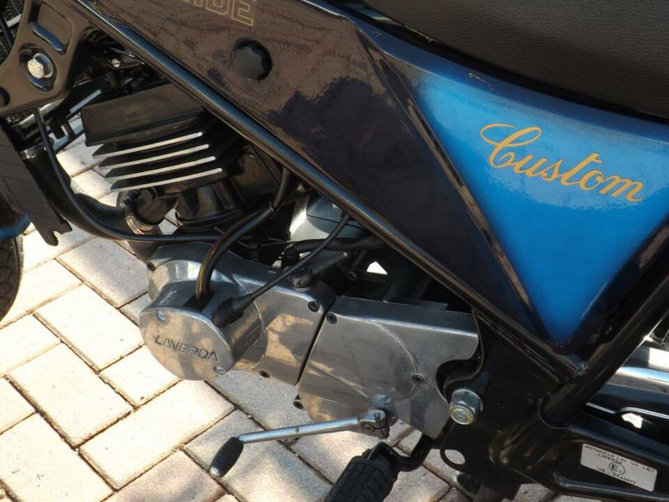 Afbeelding 10/47 van Laverda 125 LB Custom (1988)