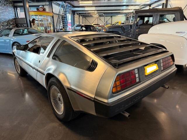 Immagine 5/19 di DeLorean DMC-12 (1981)