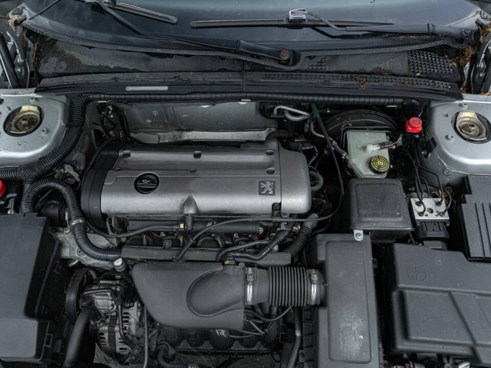 Imagen 43/48 de Peugeot 406 Coupé 2.0 16V (2000)