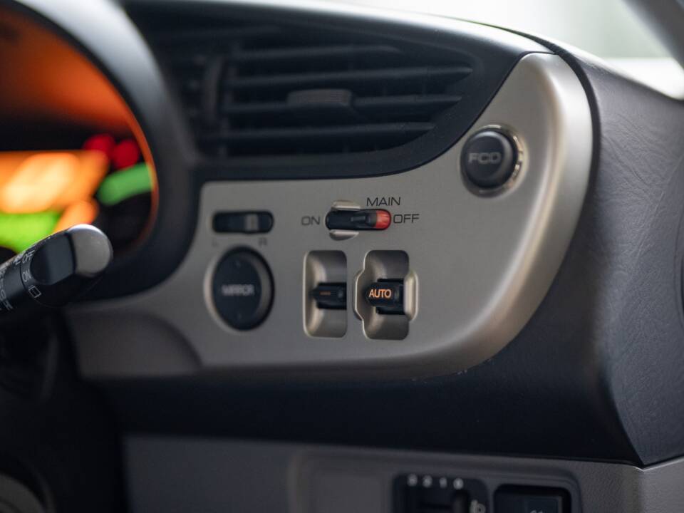 Image 41/50 of Honda Insight (2000)