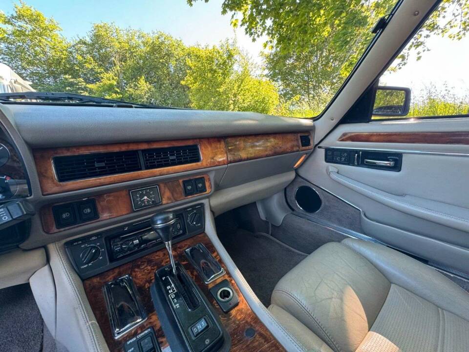 Immagine 16/20 di Jaguar XJS 4.0 (1995)