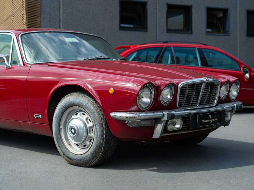 Bild 16/37 von Jaguar XJ 6 3.4 (1976)