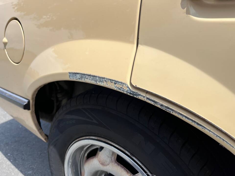 Immagine 8/39 di Opel Commodore 2,5 S (1981)