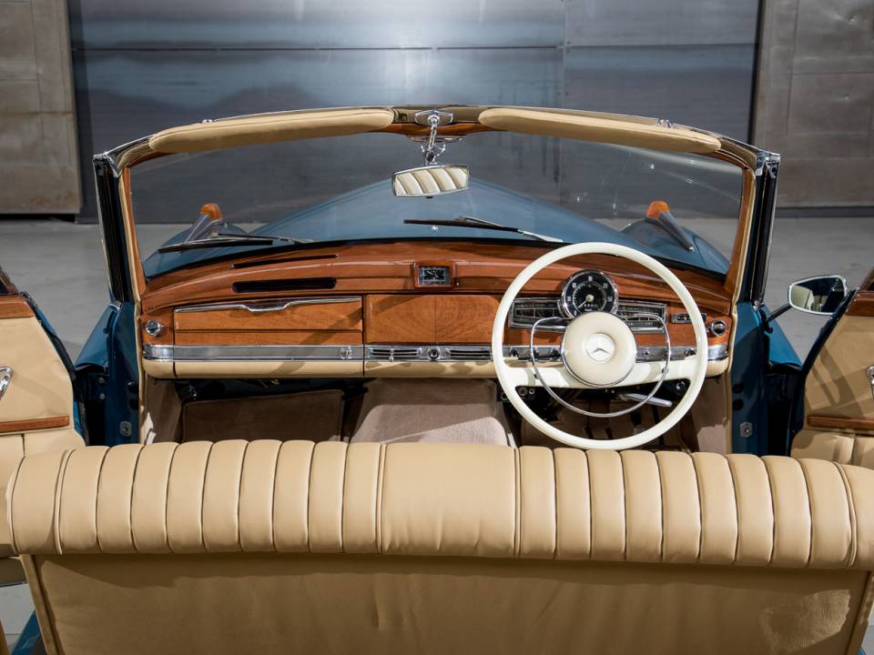Image 17/26 de Mercedes-Benz 300 d Cabriolet D (1961)