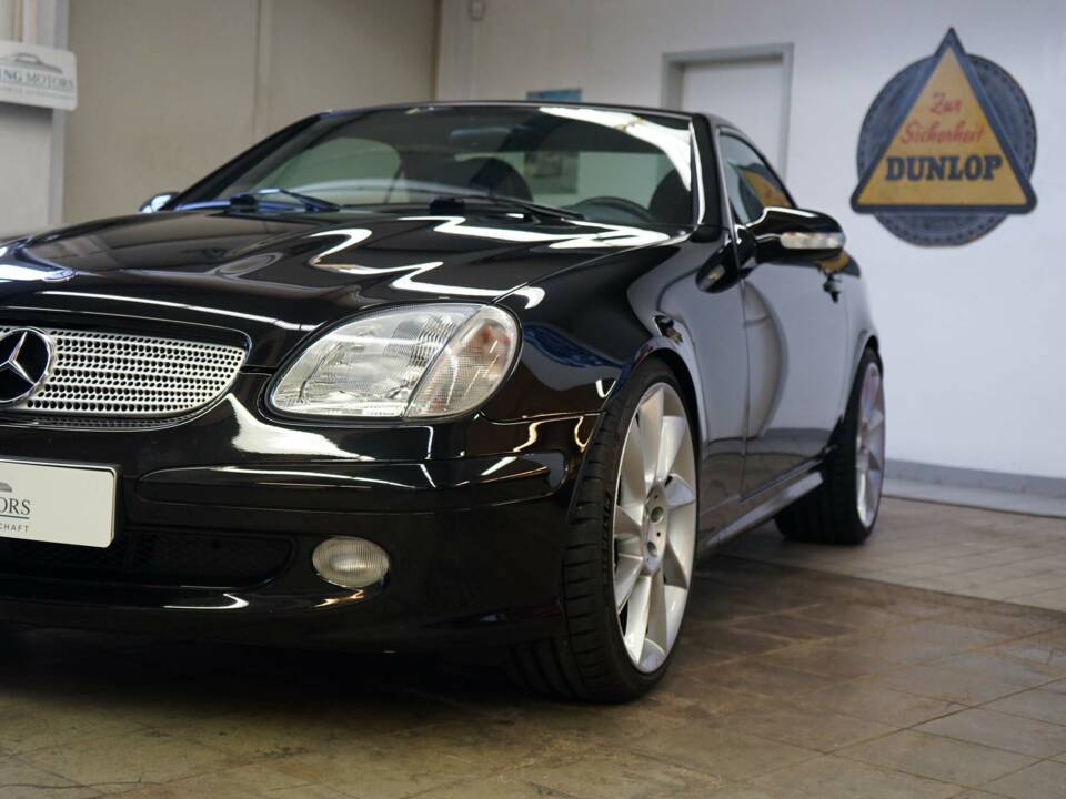 Image 6/48 of Mercedes-Benz SLK 230 Kompressor (2003)
