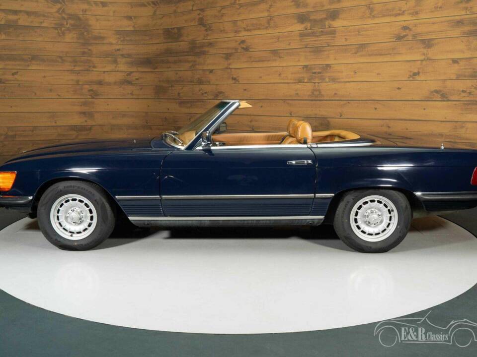 Image 17/19 of Mercedes-Benz 450 SL (1976)