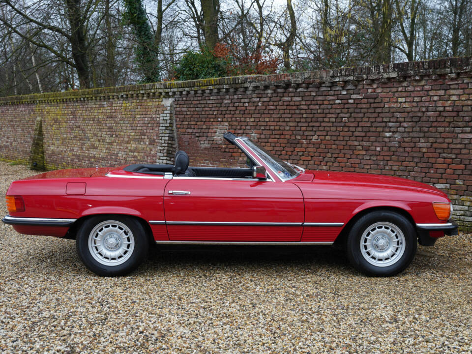 Image 36/50 of Mercedes-Benz 280 SL (1982)