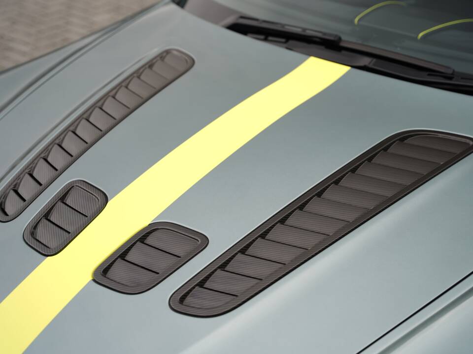 Bild 34/50 von Aston Martin V12 Vantage AMR (2017)
