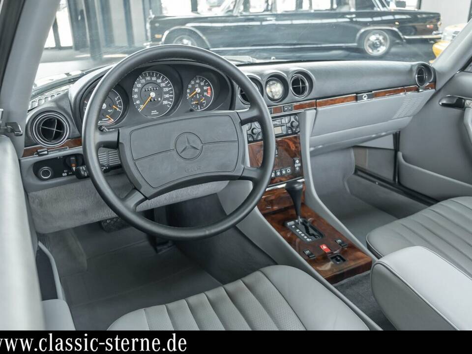 Image 12/15 of Mercedes-Benz 560 SL (1987)