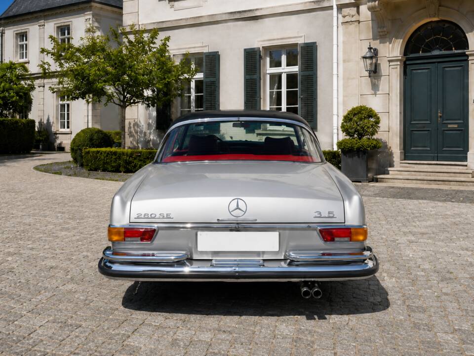 Bild 9/19 von Mercedes-Benz 280 SE 3,5 (1970)