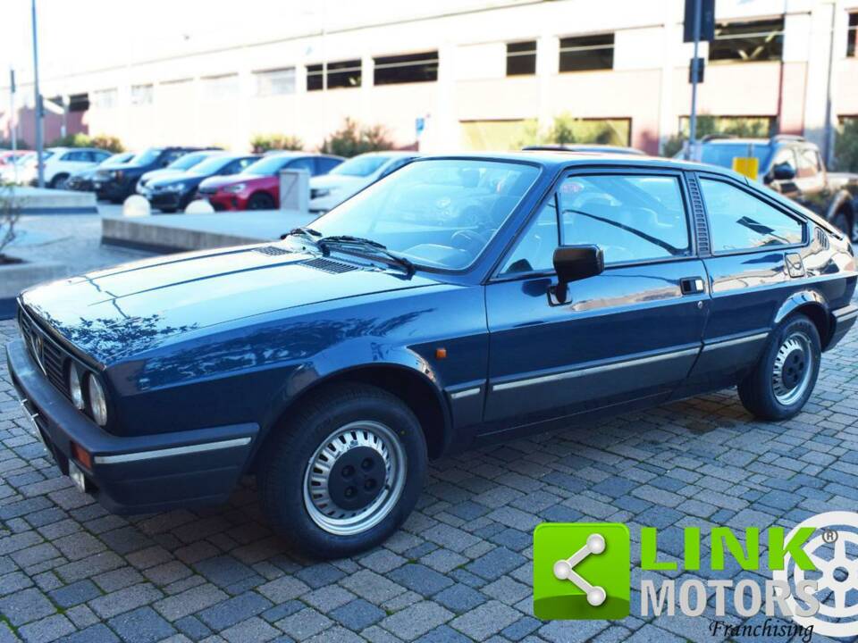 Bild 3/10 von Alfa Romeo Alfasud 1.3 Sprint (1984)