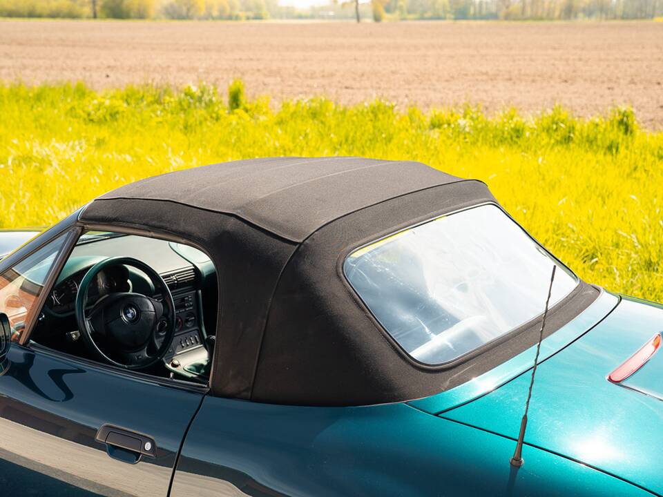 Bild 36/39 von BMW Z3 1.8 (1998)