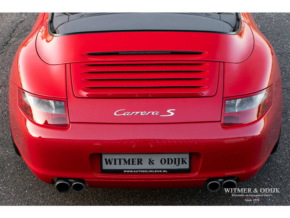 Image 14/30 of Porsche 911 Carrera S (2008)