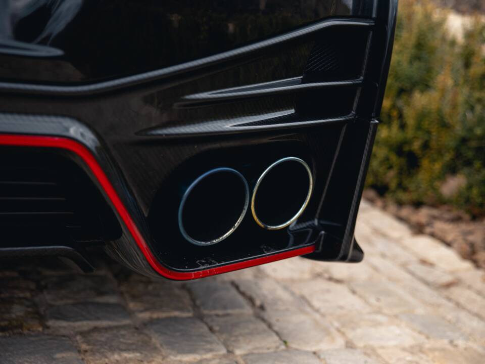 Image 37/76 de Nissan GT-R Nismo (2015)