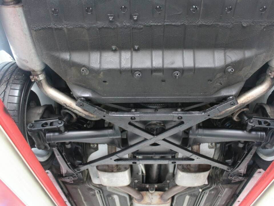 Bild 14/50 von Aston Martin DB 7 Vantage (2001)