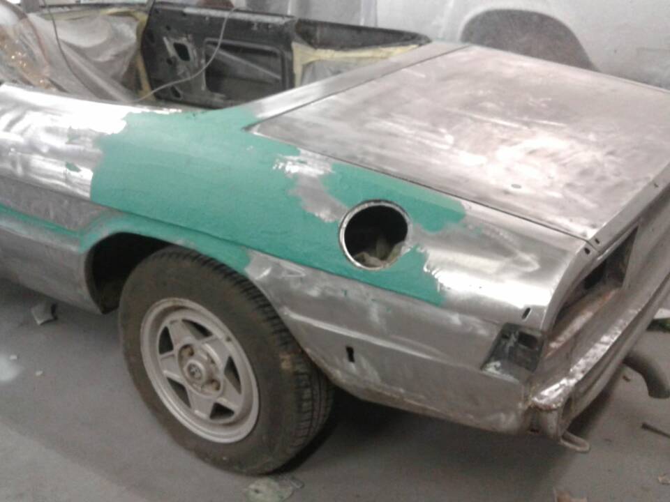 Image 22/55 of Alfa Romeo 2.0 Spider (1984)