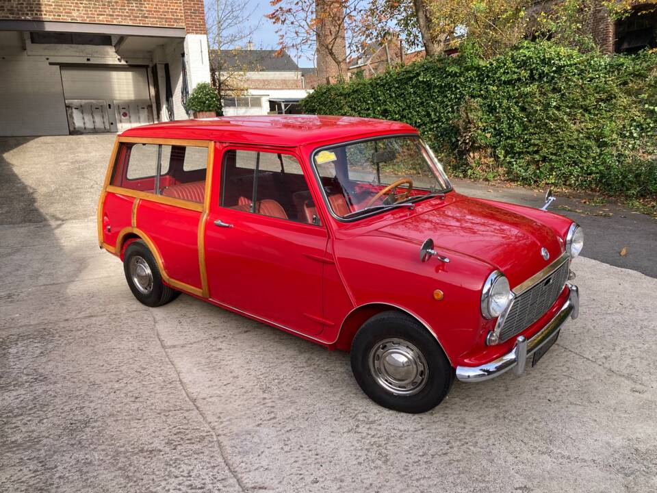 Image 4/24 of Morris Mini Traveller (1968)
