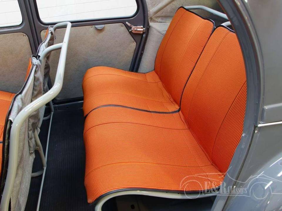 Immagine 10/15 di Citroën 2 CV (1959)
