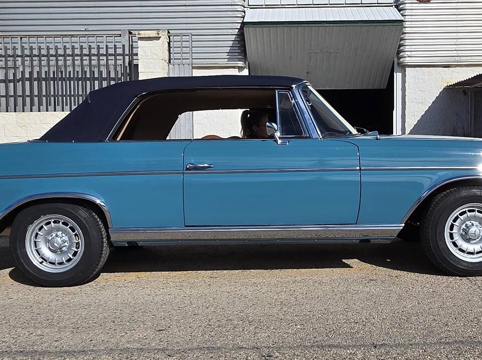 Immagine 30/40 di Mercedes-Benz 300 SE (1964)