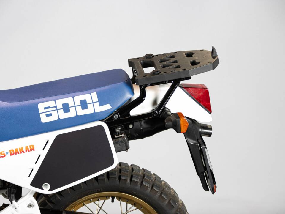 Image 15/50 of Honda DUMMY (1986)