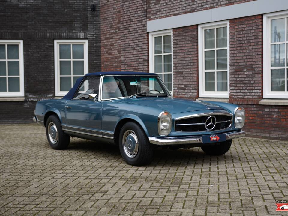 Image 2/14 of Mercedes-Benz 280 SL (1971)