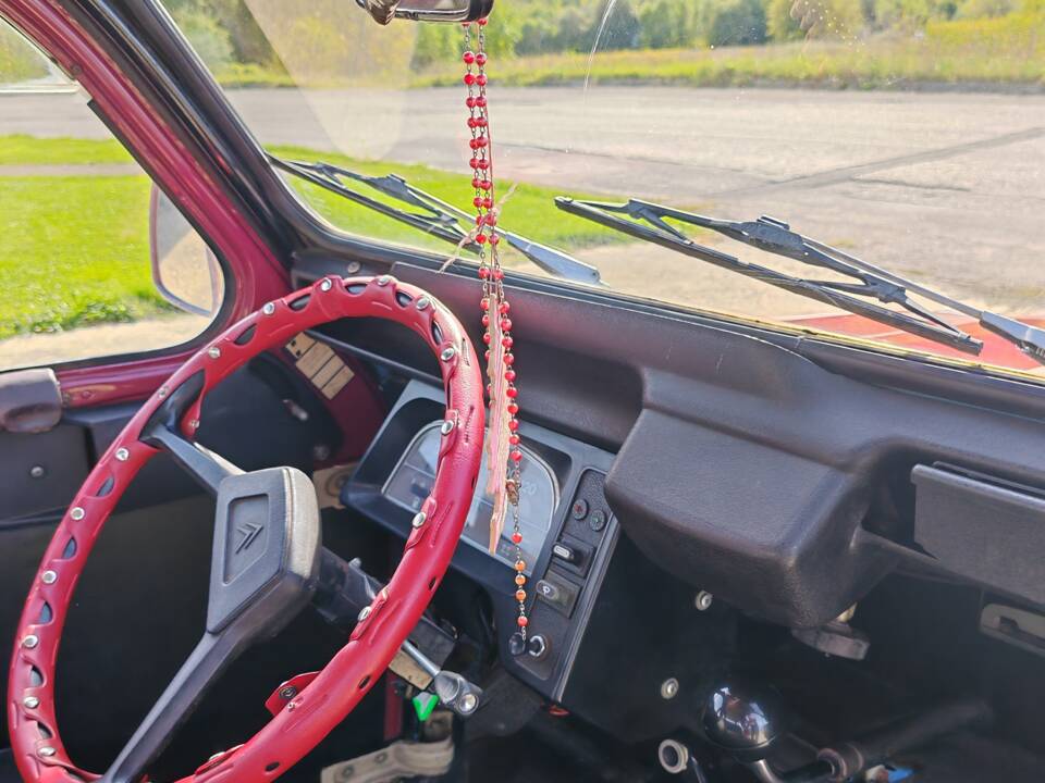 Bild 26/36 von Citroën 2 CV 6 (1978)