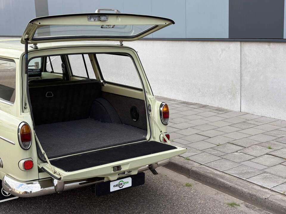 Bild 24/29 von Volvo Amazon  P121 (1967)