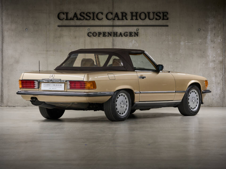 Image 12/99 of Mercedes-Benz 300 SL (1987)