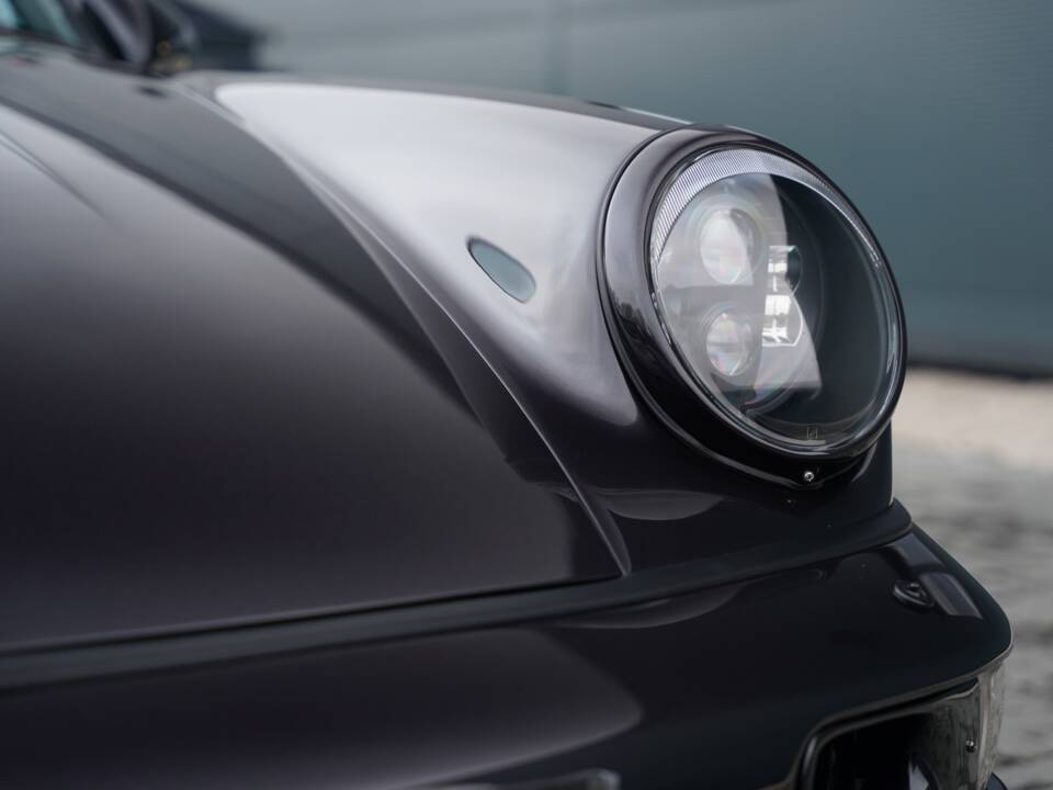 Bild 36/50 von Porsche 911 Carrera 4 (1990)