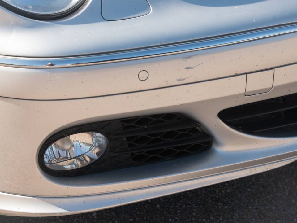Image 30/50 of Mercedes-Benz CL 500 (2002)