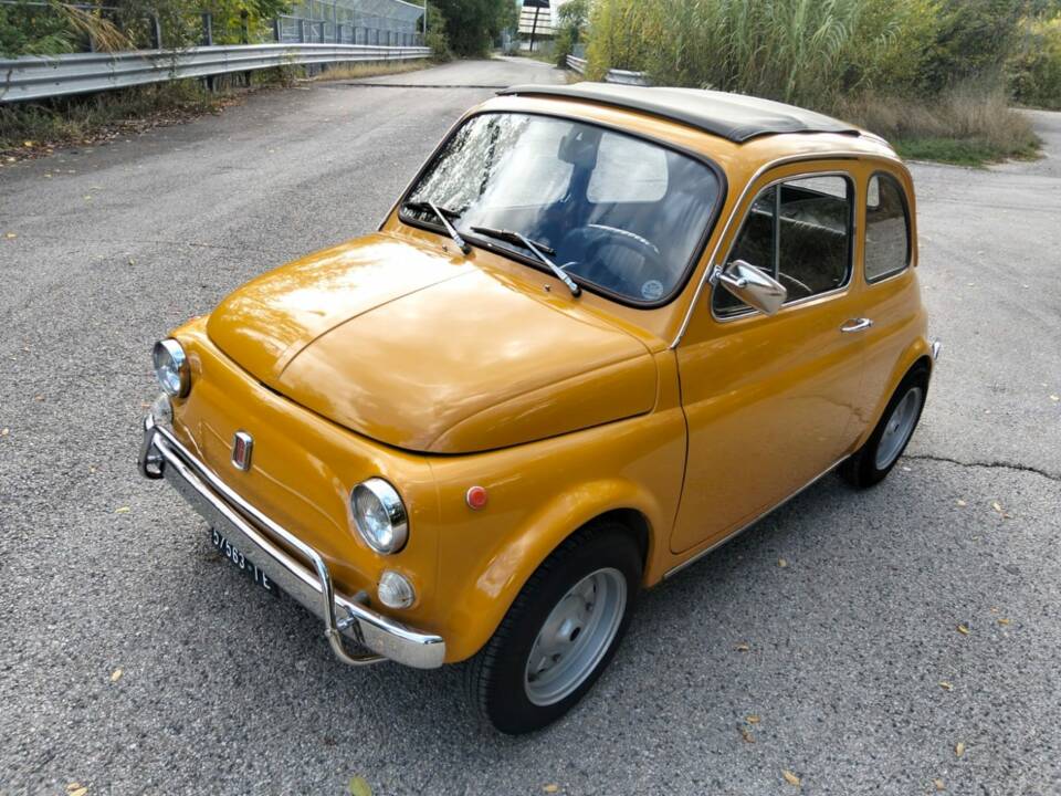 Image 11/33 of FIAT 500 L (1970)